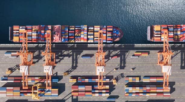 Aerial view of shipping containers and cranes for China–Argentina logistics