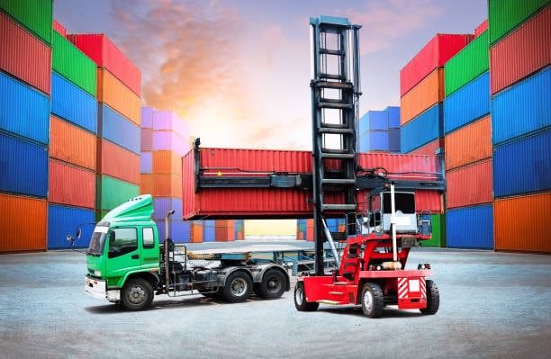 Modern port logistics showing sea freight, trucks, and container flow