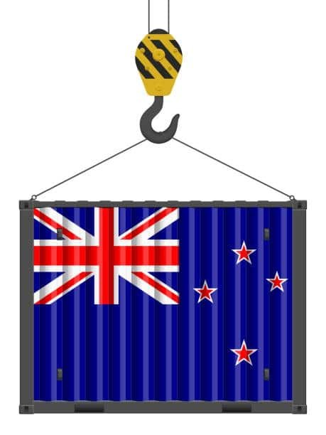 New Zealand-flagged container lifted by crane during export loading
