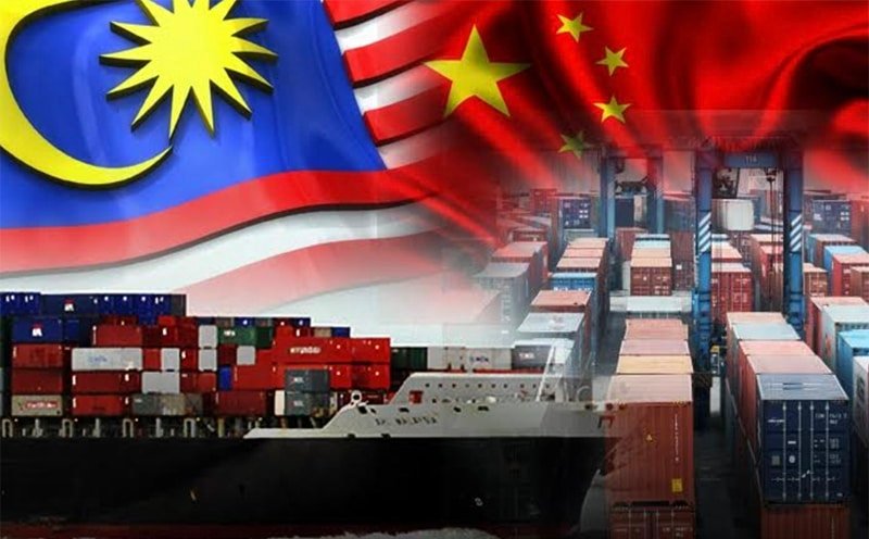 China–Malaysia trade logistics showing sea freight and container handling