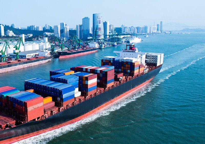 Container ship departing from China port for Malaysia sea freight