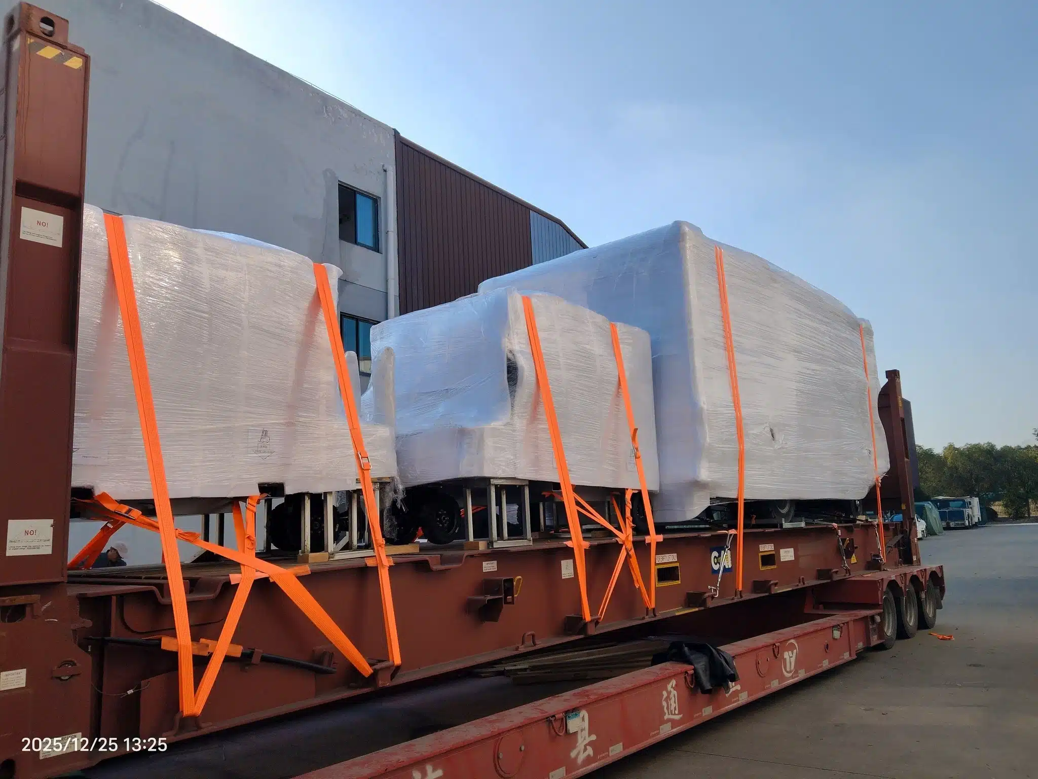 40FR Loaded with Oversized HVAC Units (White Shrink-Wrap)