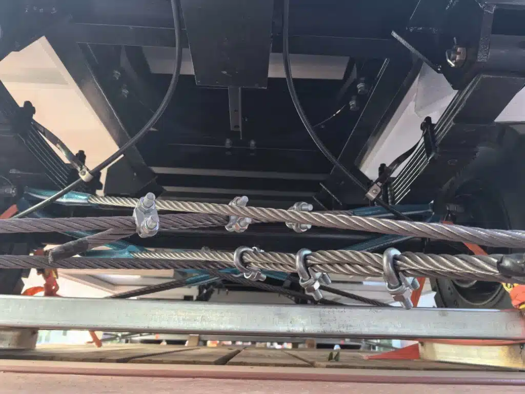 Double-Strand Wire with 3 Safety Clips